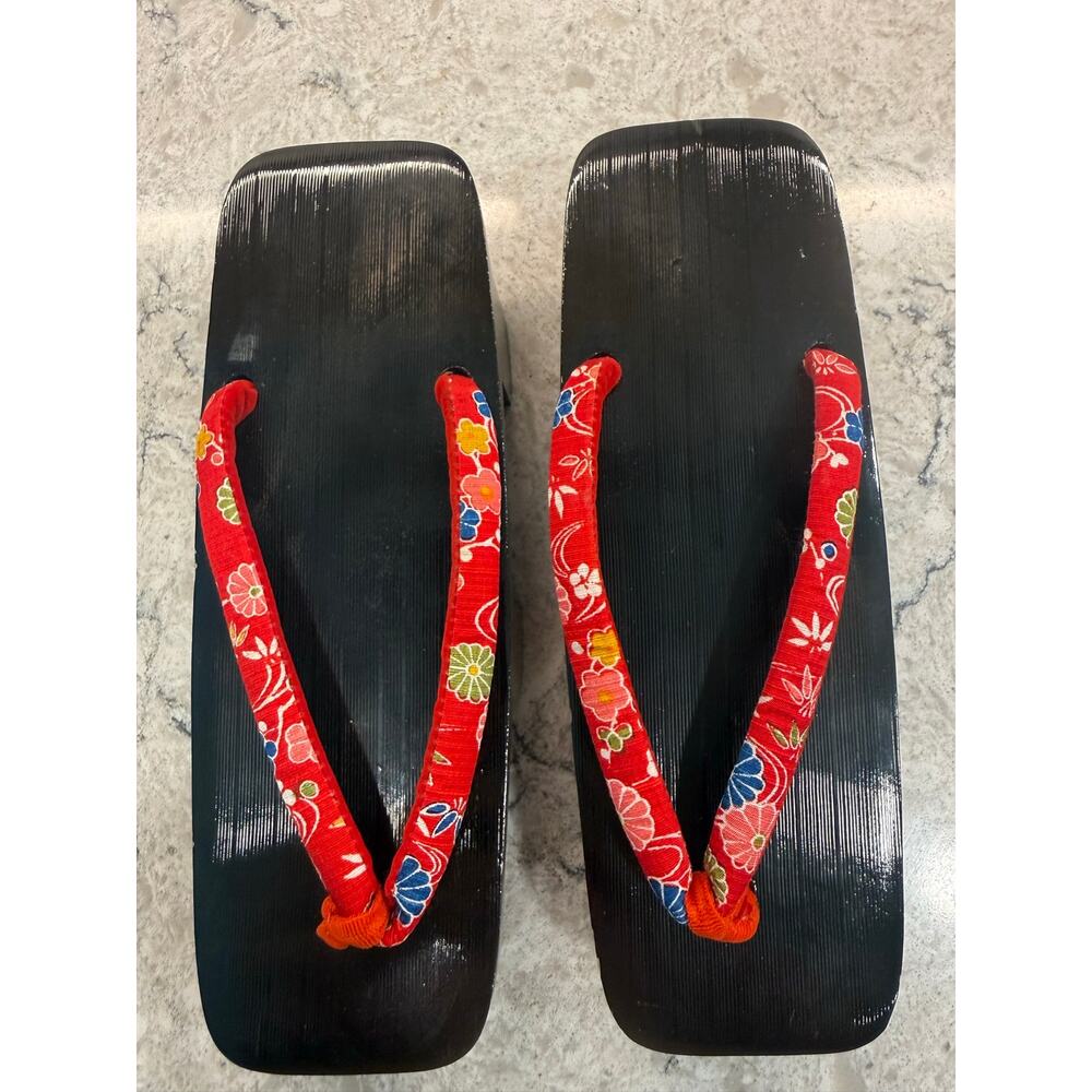 Traditional Japanese Zori Sandals Wood Sole Women's Sz 7 JL - Picture 2 of 9